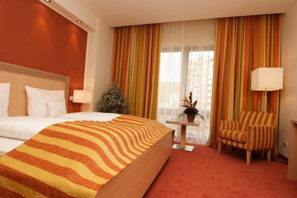 Hotel Rogge Решица Экстерьер фото